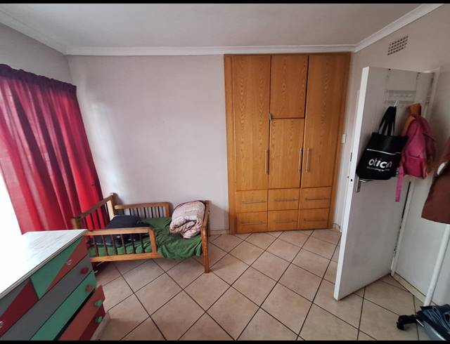 4 BEDROOM HOUSE FOR SALE IN VANDERBIJLPARK SE 7